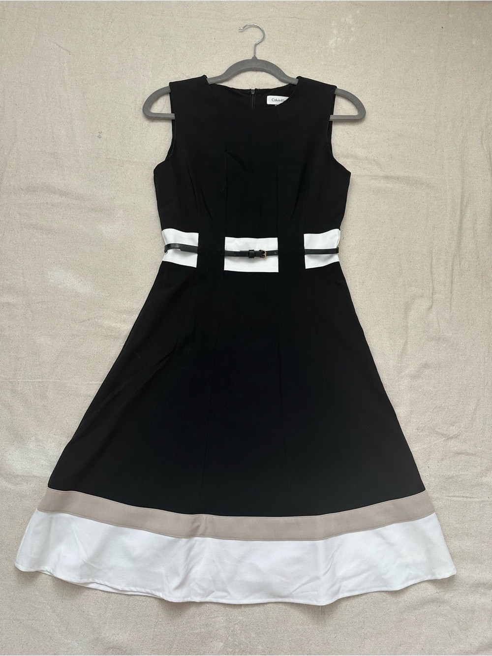 Calvin Klein Black White Tan Colorblock Fit & Flare Belted Dress Size 0 Office - Picture 2 of 9